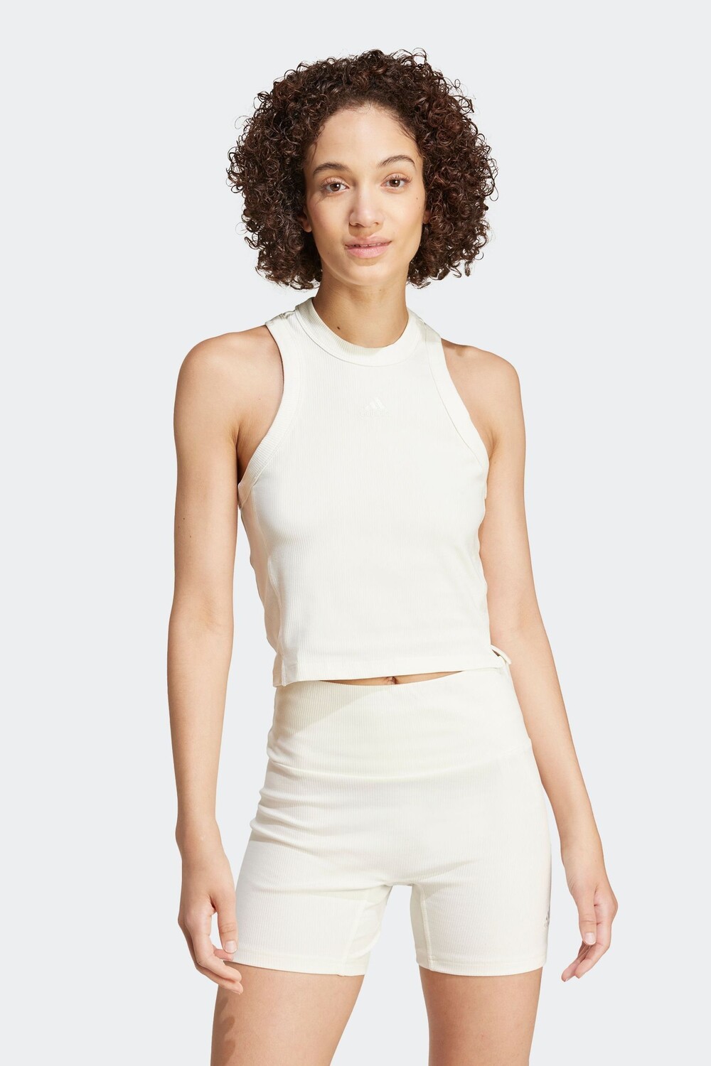 Длинный жилет в рубчик Adidas, белый 
Длинный жилет в рубчик Adidas, белый