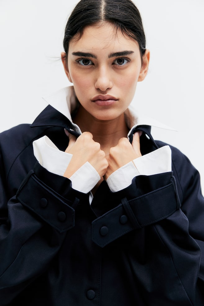 Твиловый пиджак с воротником H&M, синий
Твиловый пиджак с воротником H&M, синий