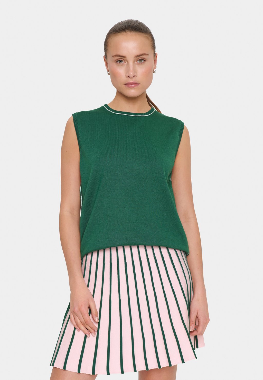 Топ Saint Tropez, зеленый
Топ Saint Tropez, зеленый