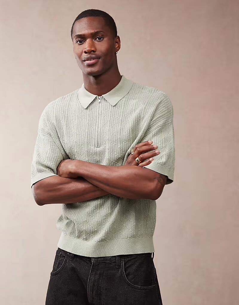 ASOS DESIGN свободная фактурная трикотажная рубашка-поло с застежкой-молнией на четверть длины в цвете шалфейно-зеленый
ASOS DESIGN свободная фактурная трикотажная рубашка-поло с застежкой-молнией на четверть длины в цвете шалфейно-зеленый