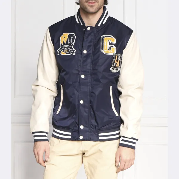 Университетский бомбер стандартного кроя Guess, синий
Университетский бомбер стандартного кроя Guess, синий