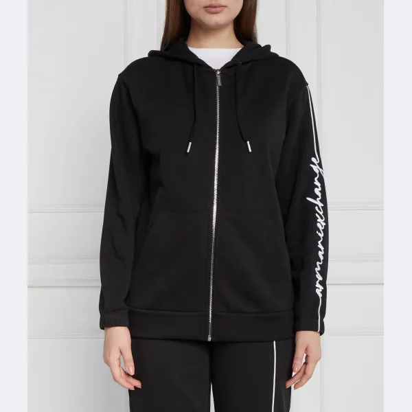 Толстовка обычного кроя Armani Exchange, черный
Толстовка обычного кроя Armani Exchange, черный