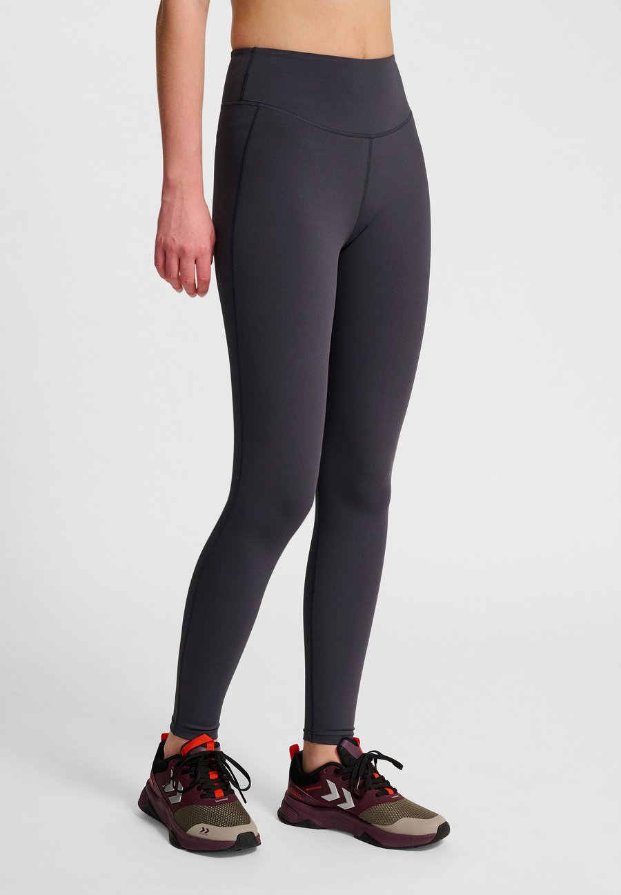 Леггинсы Hummel Leggings, Ebony/Black
Леггинсы Hummel Leggings, Ebony/Black