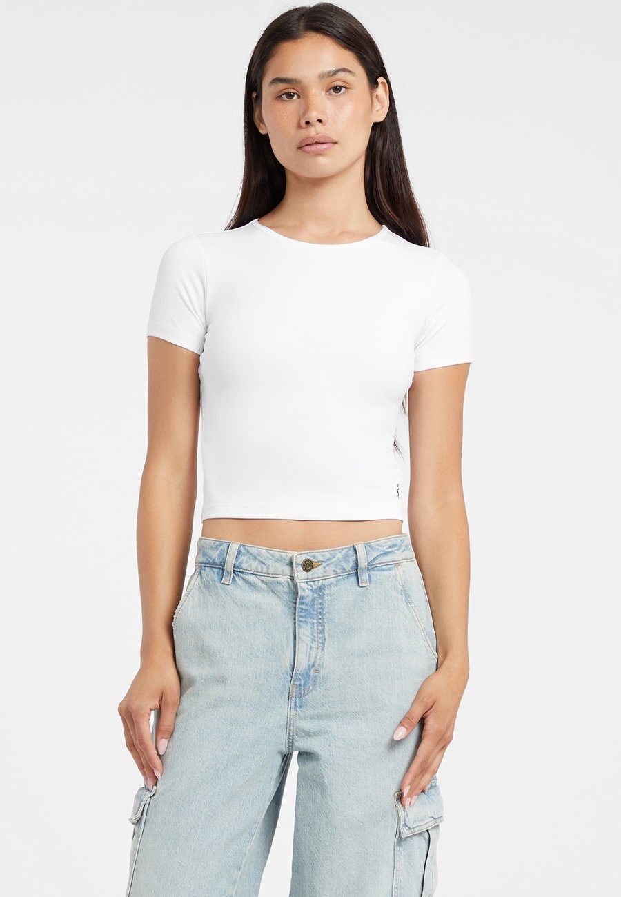 Футболка Guess Jeans CROPPED, Weiß/White, Белый, Футболка Guess Jeans CROPPED, Weiß/White
Футболка Guess Jeans CROPPED, Weiß/White, Белый, Футболка Guess Jeans CROPPED, Weiß/White
