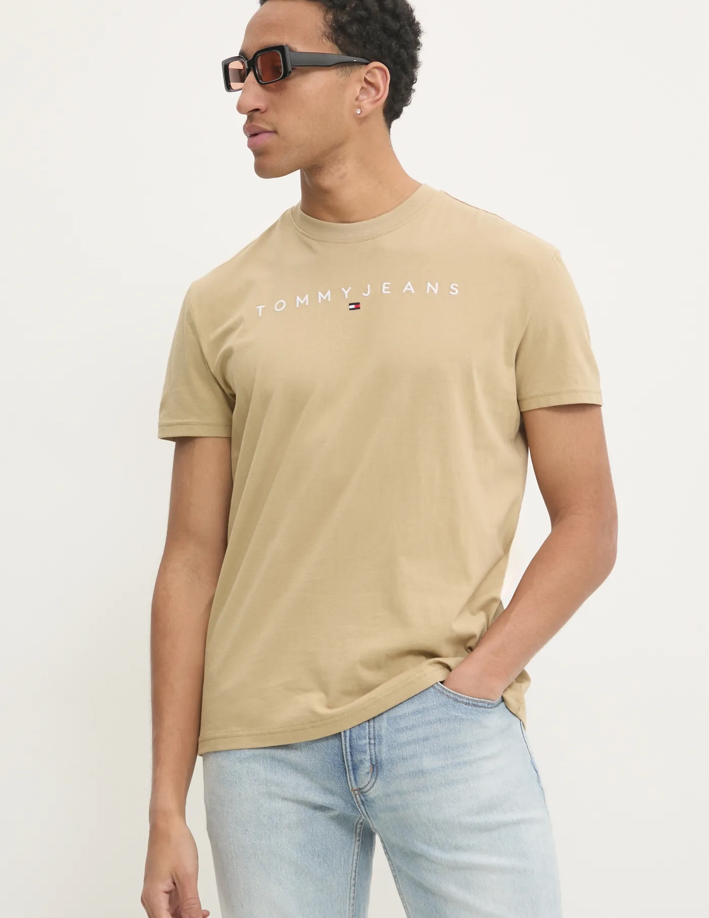 Хлопковая футболка Tommy Jeans, бежевый
Хлопковая футболка Tommy Jeans, бежевый