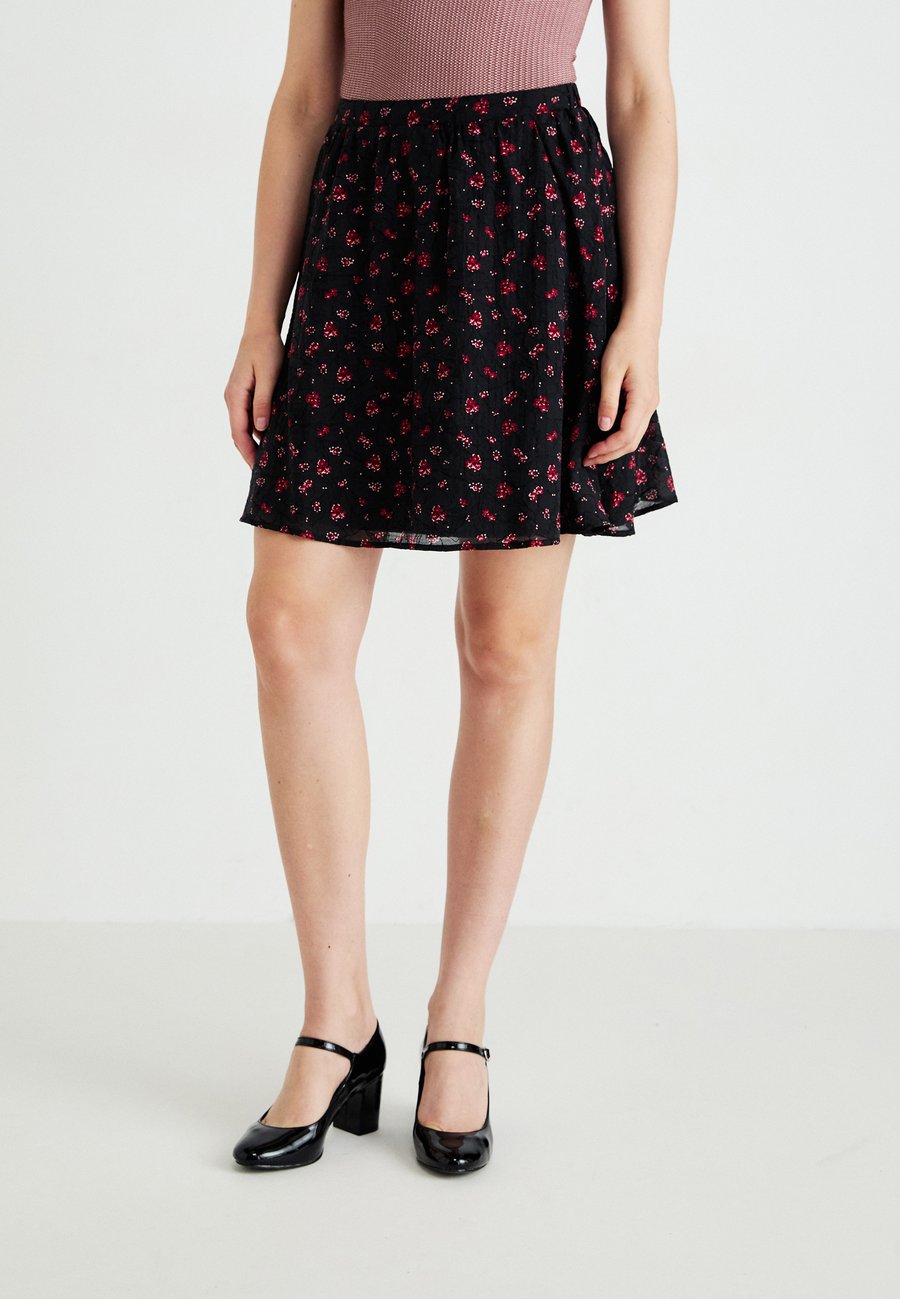 Юбка MSCH Copenhagen NANCY SKIRT , Syrah/Black
Юбка MSCH Copenhagen NANCY SKIRT , Syrah/Black