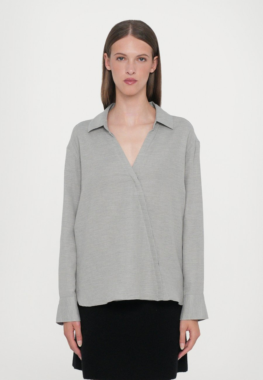 Блуза CLOSED ASYMMETRIC SHIRT, Light Grey
Блуза CLOSED ASYMMETRIC SHIRT, Light Grey