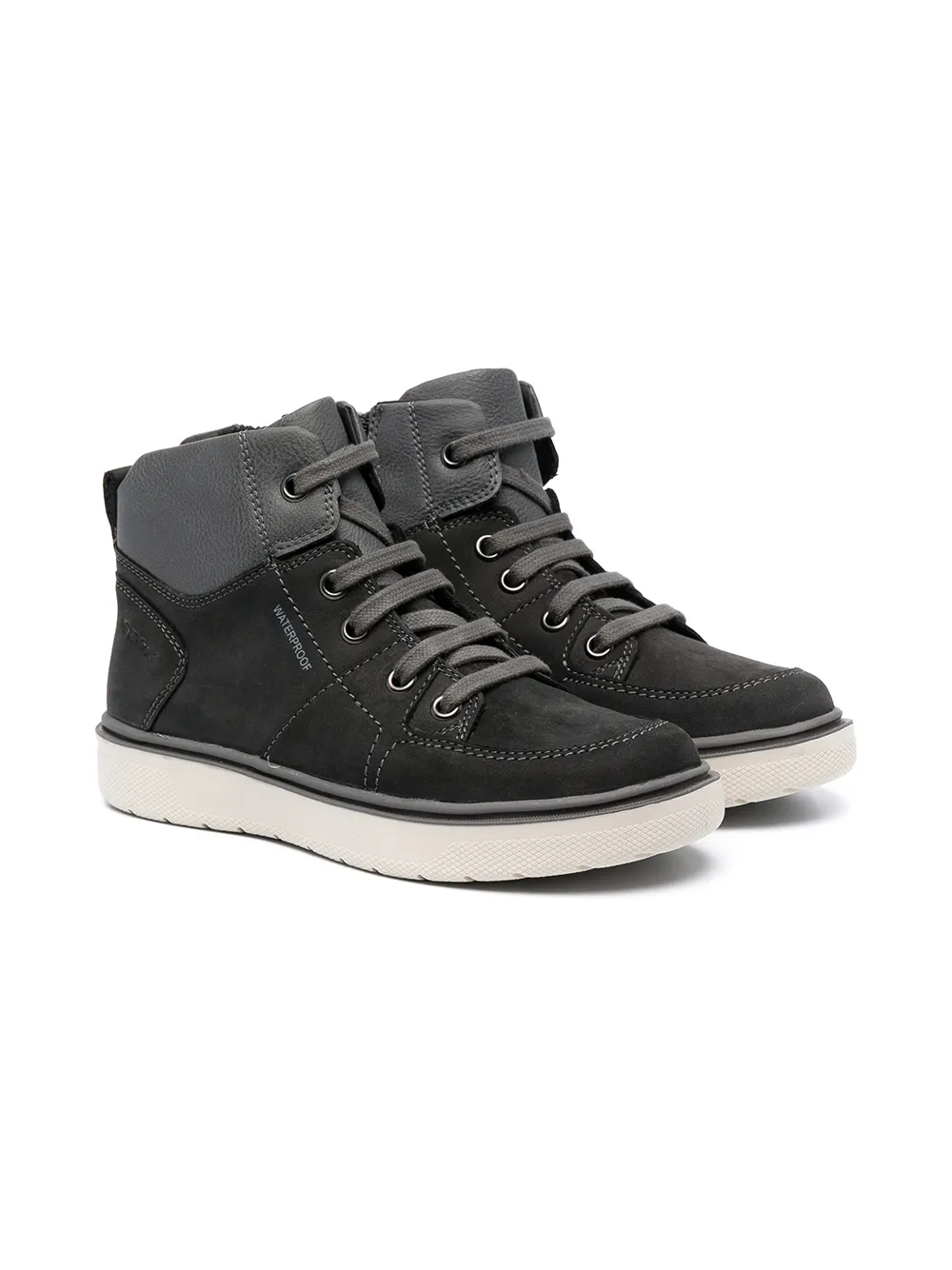 Ботинки на шнуровке Geox Kids, серый
Ботинки на шнуровке Geox Kids, серый