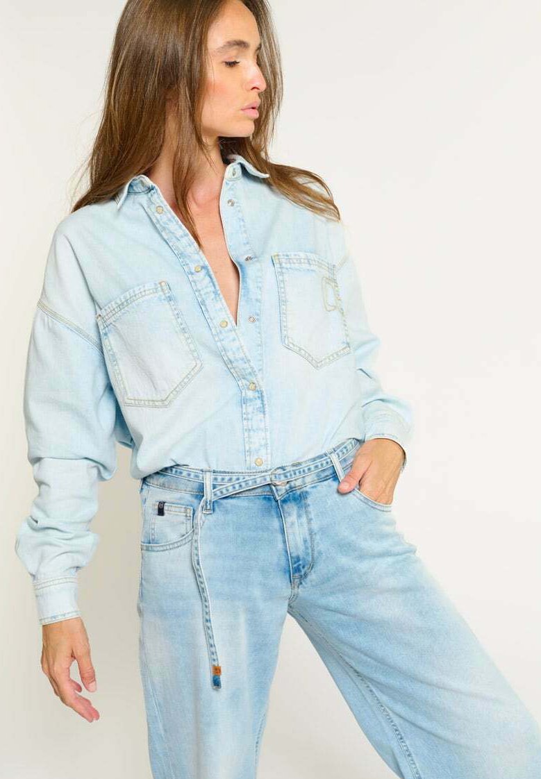 Блузка на пуговицах Le Temps Des Cerises, синий
Блузка на пуговицах Le Temps Des Cerises, синий