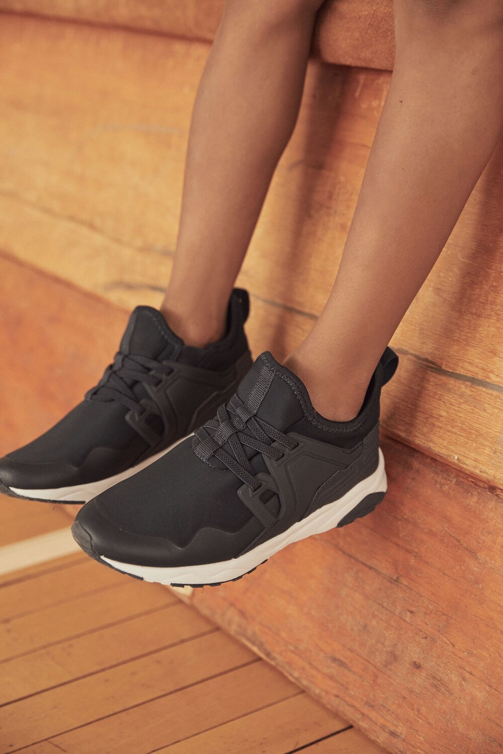 Кроссовки с резиновой шнуровкой Next, черный
Кроссовки с резиновой шнуровкой Next, черный