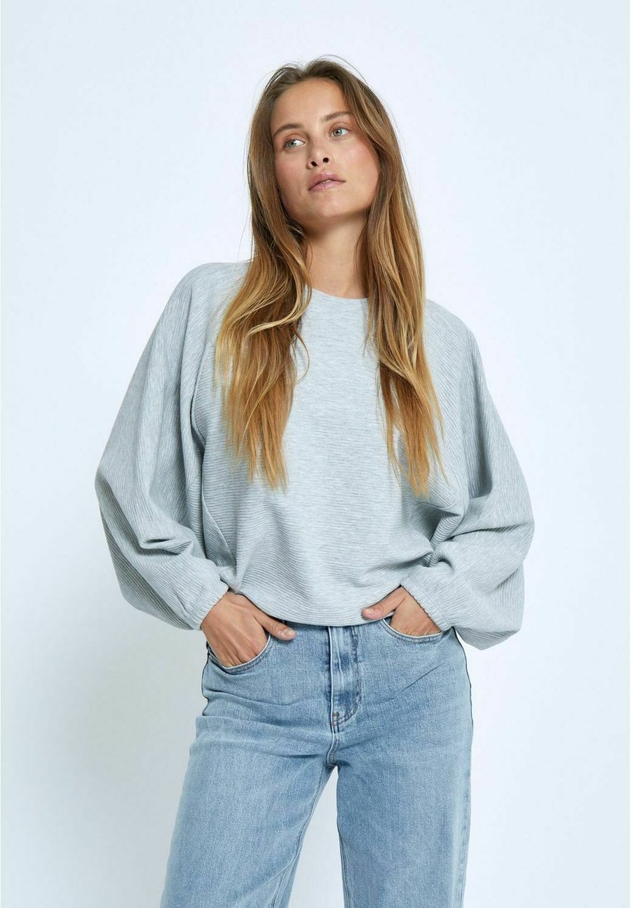 Топ Minus MSKOLINI , Light Grey Melange/Light Grey
Топ Minus MSKOLINI , Light Grey Melange/Light Grey