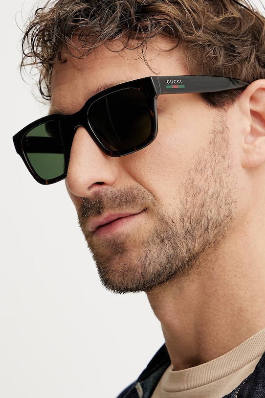 Солнцезащитные очки Gucci, оранжевый
Солнцезащитные очки Gucci, оранжевый