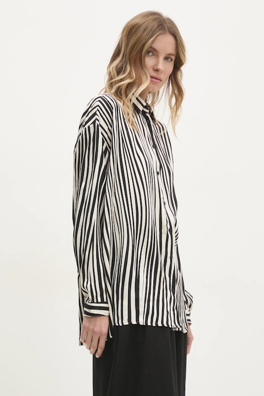 Рубашка Answear.Lab, бежевый
Рубашка Answear.Lab, бежевый