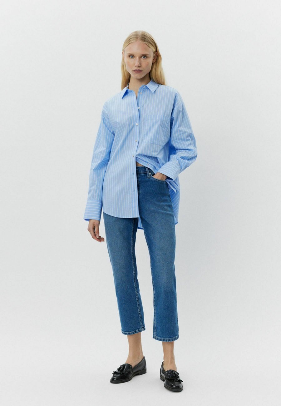 Блуза Sofie Schnoor Button-down blouse, 5094 Light Blue Striped/Light Blue
Блуза Sofie Schnoor Button-down blouse, 5094 Light Blue Striped/Light Blue