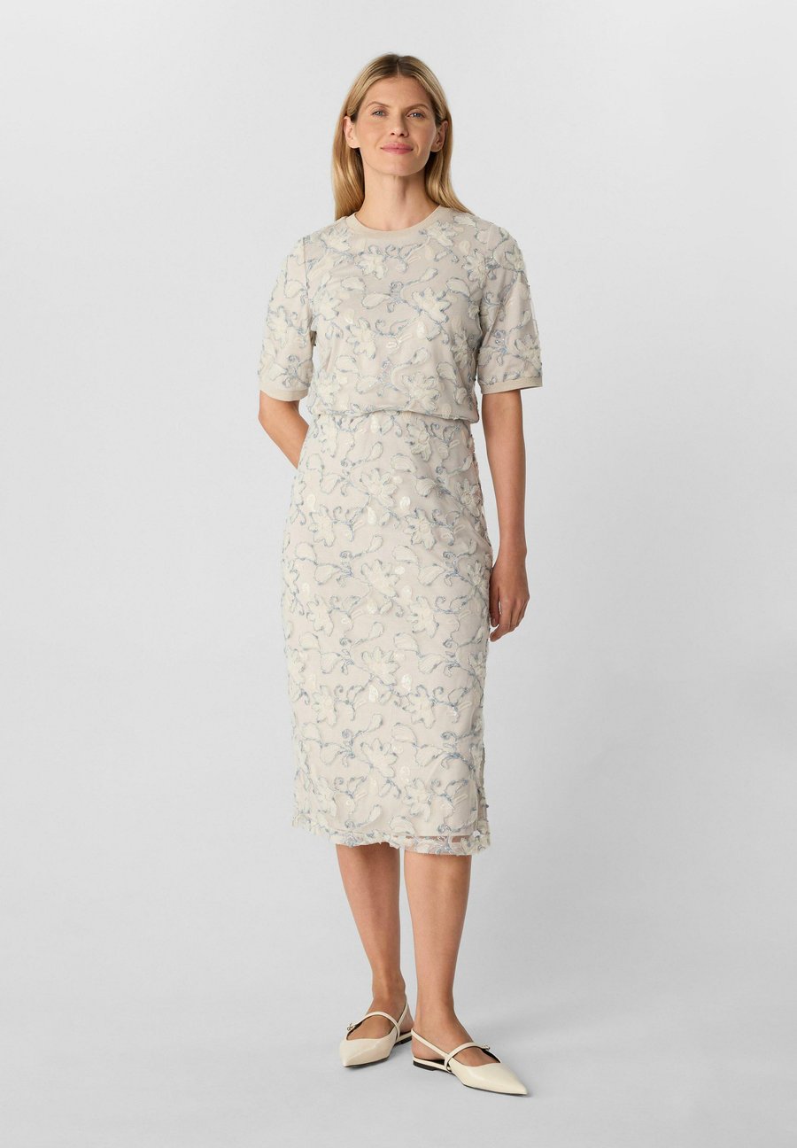 Юбка comma Pencil skirt, Weiß/White
Юбка comma Pencil skirt, Weiß/White