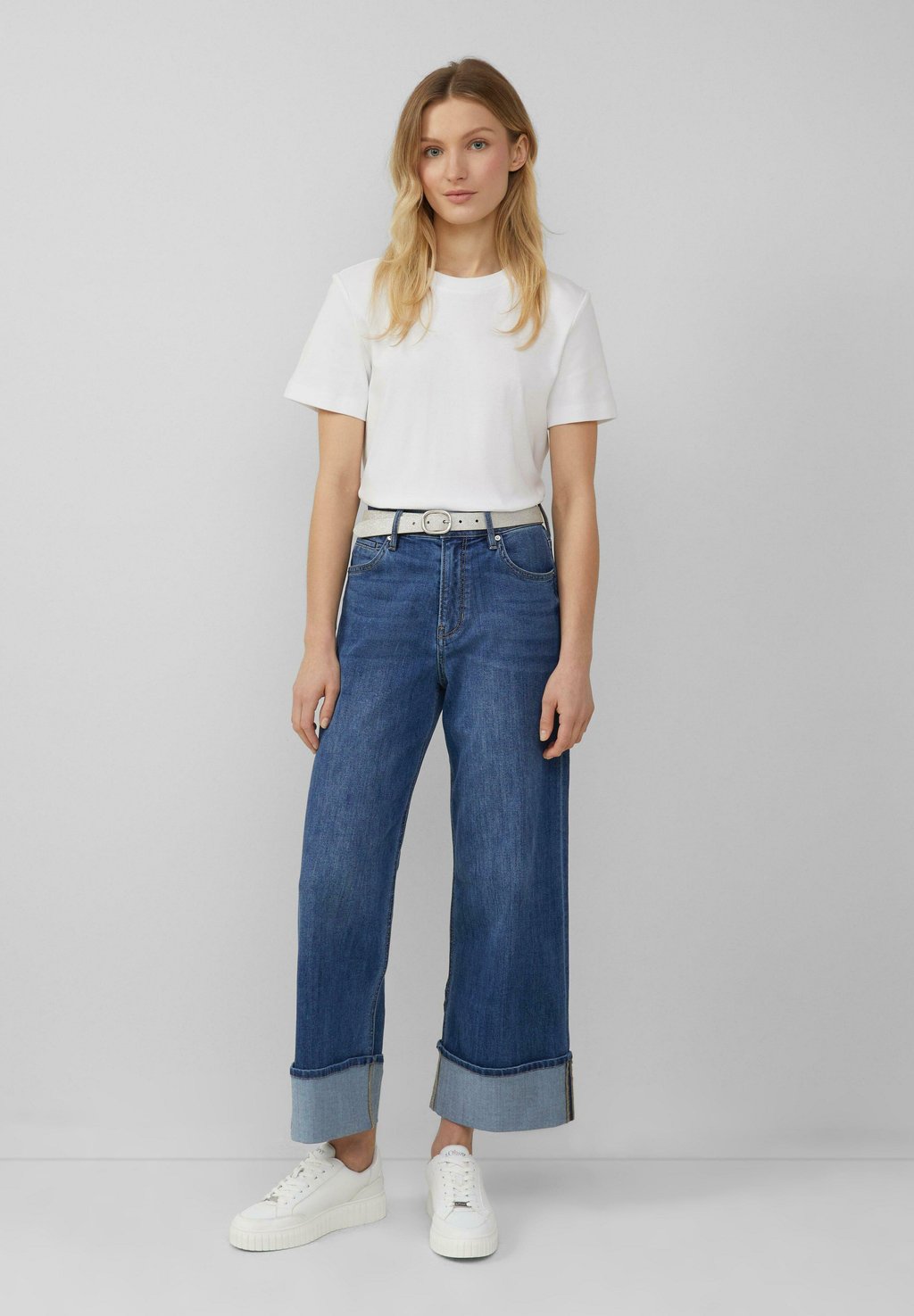 Пояс MIT DORNSCHLIESSE s.Oliver, серебряный
Пояс MIT DORNSCHLIESSE s.Oliver, серебряный