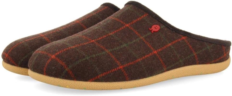 Современные мужские тапочки HOT POTATOES, коричневый
Современные мужские тапочки HOT POTATOES, коричневый