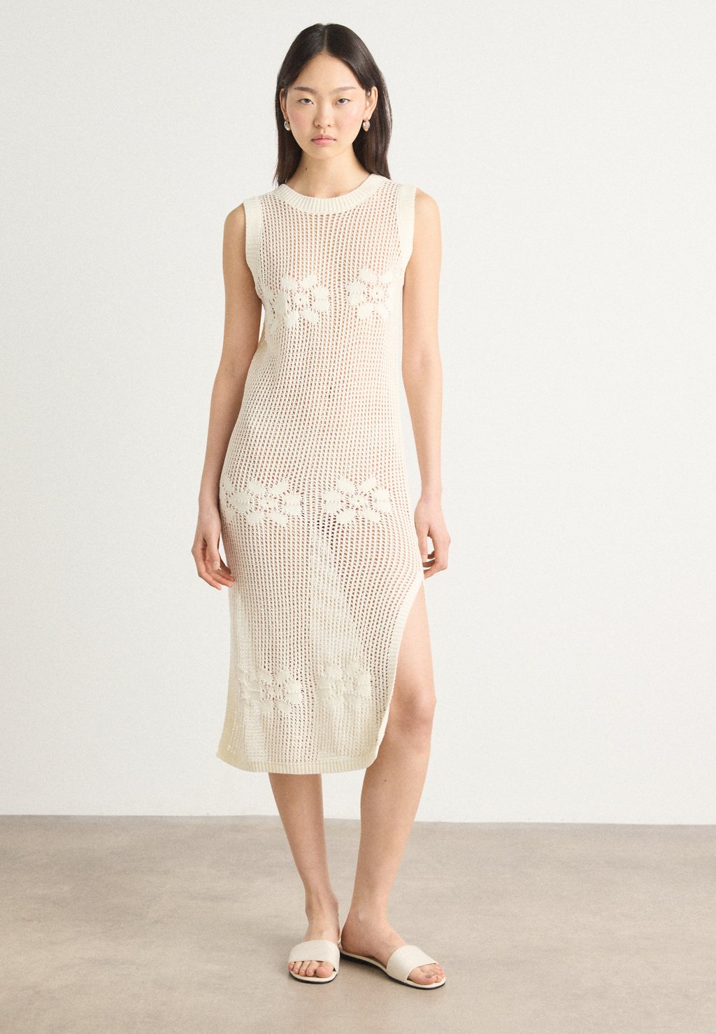 Платье-джемпер DRESS Cras, кремовый
Платье-джемпер DRESS Cras, кремовый