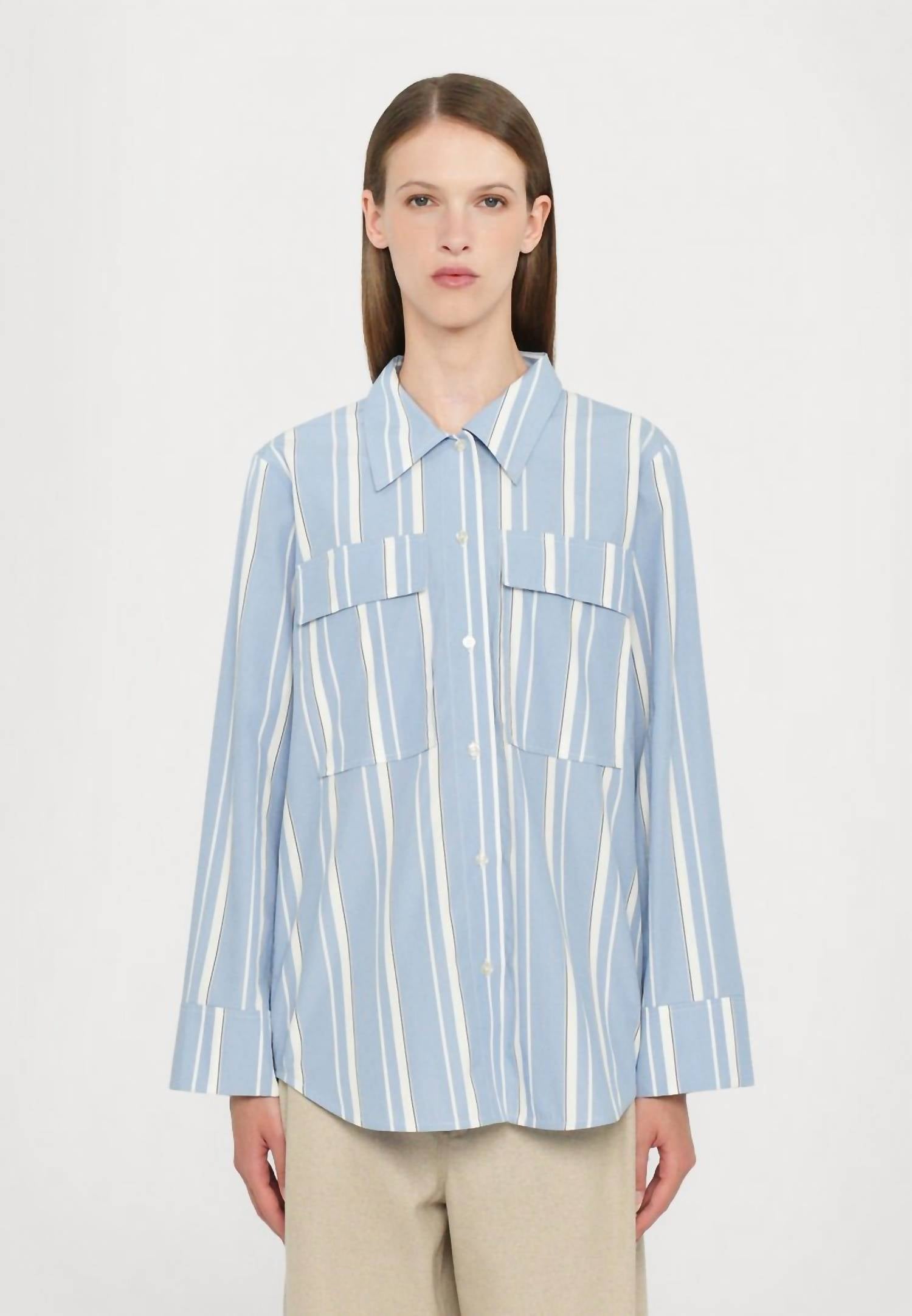 BAUM UND PFERDGARTEN Рубашка Milo в голубую полоску Breezy Blue Stripe
BAUM UND PFERDGARTEN Рубашка Milo в голубую полоску Breezy Blue Stripe