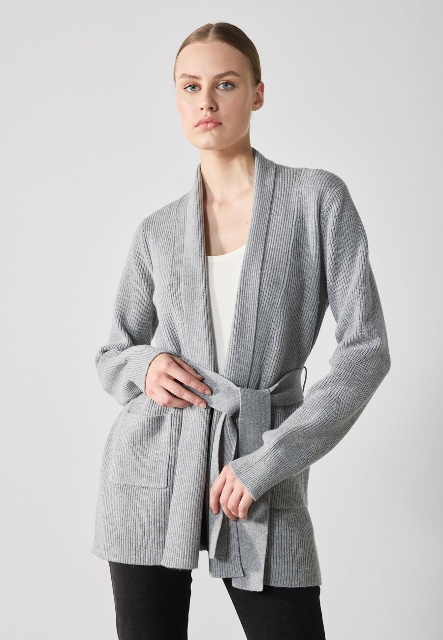 Кардиган Anna Field Cardigan, Mid Grey Melange/Mottled Grey
Кардиган Anna Field Cardigan, Mid Grey Melange/Mottled Grey