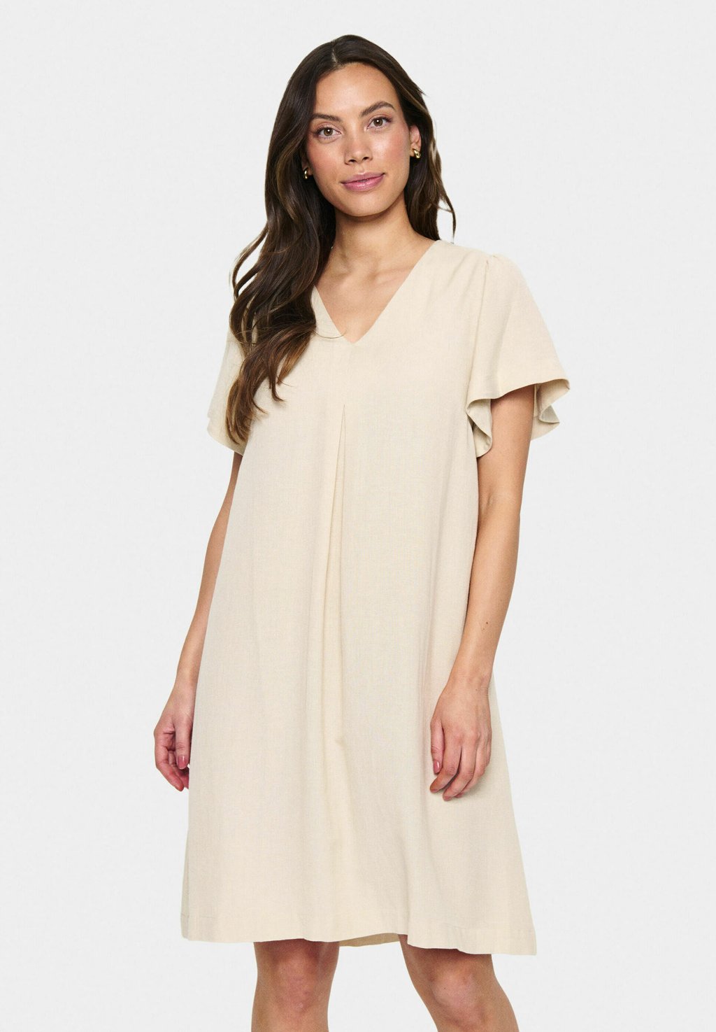 Повседневное платье KATHASZ Saint Tropez, бежевый 
Повседневное платье KATHASZ Saint Tropez, бежевый