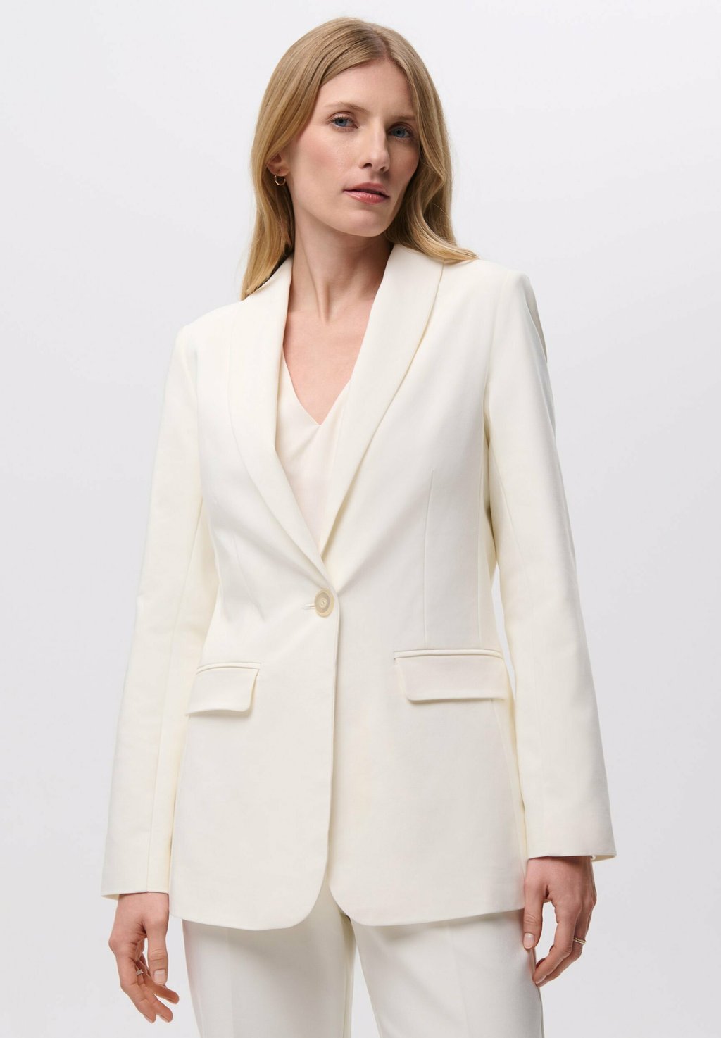 Блейзер Greenpoint, кремовый
Блейзер Greenpoint, кремовый