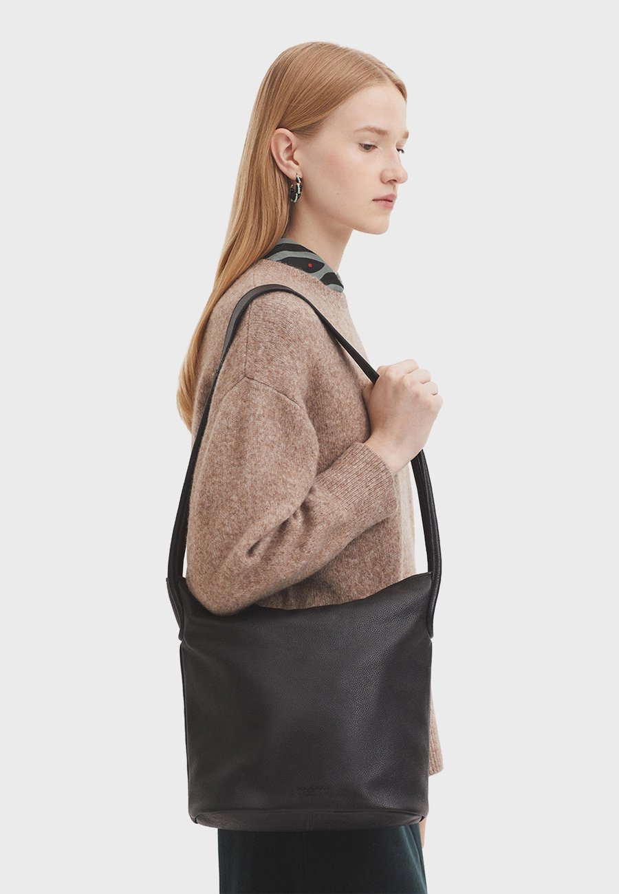 Сумка Nice Things Handbag, Black
Сумка Nice Things Handbag, Black