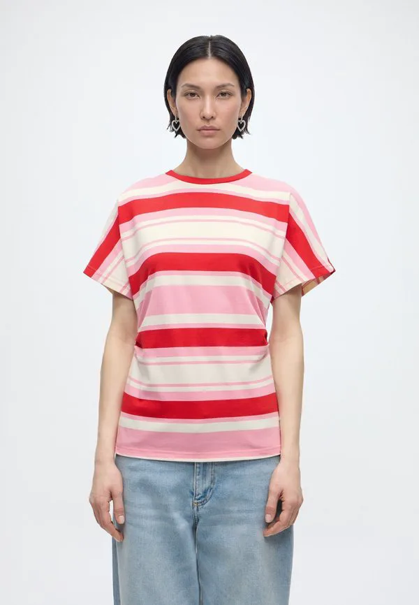 Футболка urbanmd в полоску Modström, Hibiscus Peach Stripe, Оранжевый, Футболка urbanmd в полоску Modström, Hibiscus Peach Stripe
Футболка urbanmd в полоску Modström, Hibiscus Peach Stripe, Оранжевый, Футболка urbanmd в полоску Modström, Hibiscus Peach Stripe