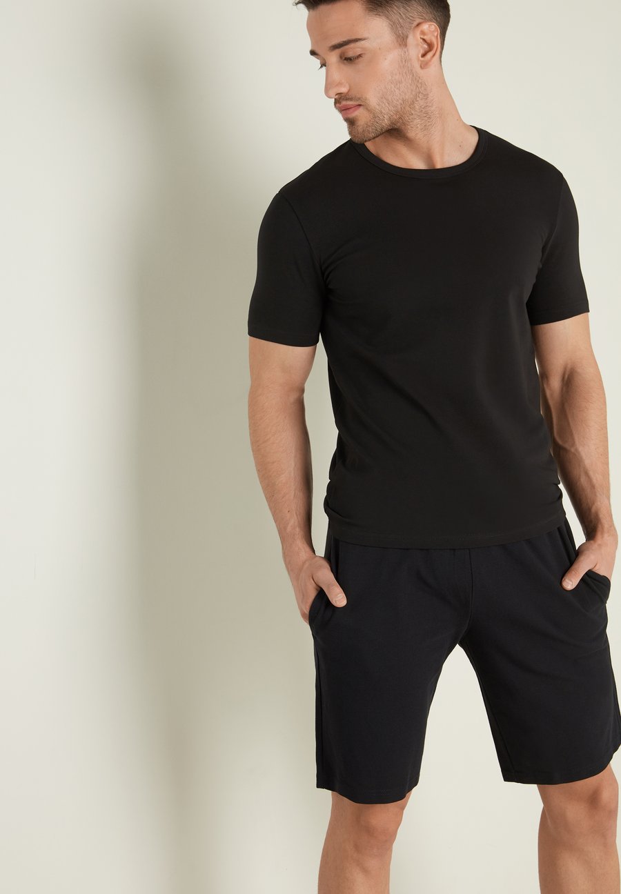 Футболка Tezenis THERMO ROUND NECK, Nero/Black, Черный, Футболка Tezenis THERMO ROUND NECK, Nero/Black
Футболка Tezenis THERMO ROUND NECK, Nero/Black, Черный, Футболка Tezenis THERMO ROUND NECK, Nero/Black