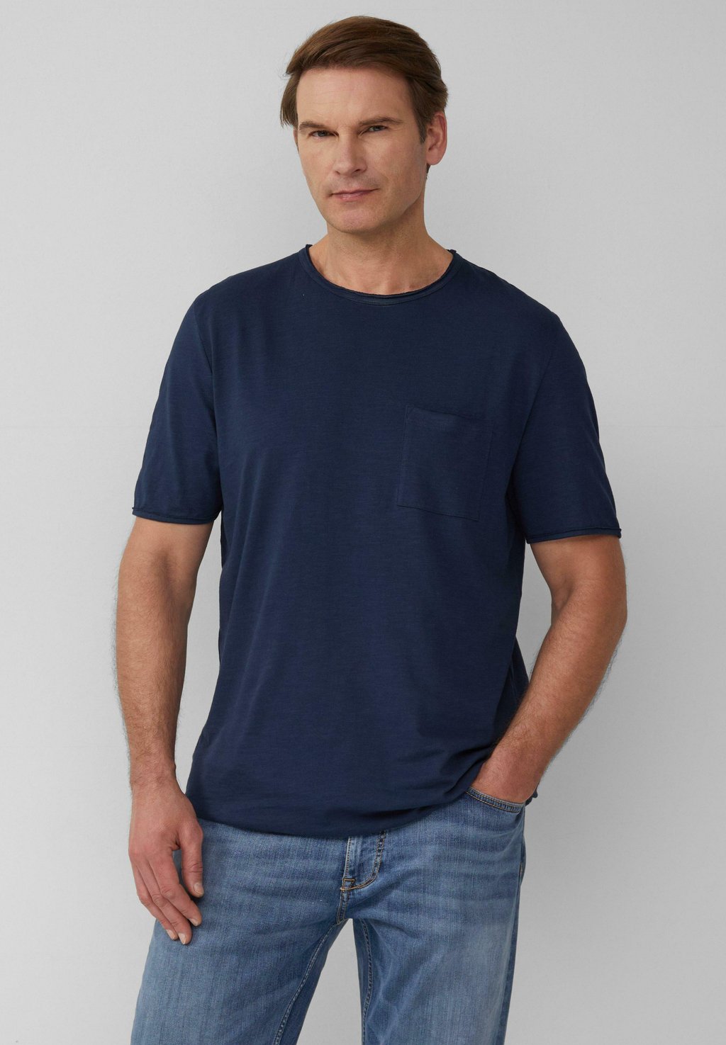 Базовая футболка s.Oliver, темно-синий
Базовая футболка s.Oliver, темно-синий