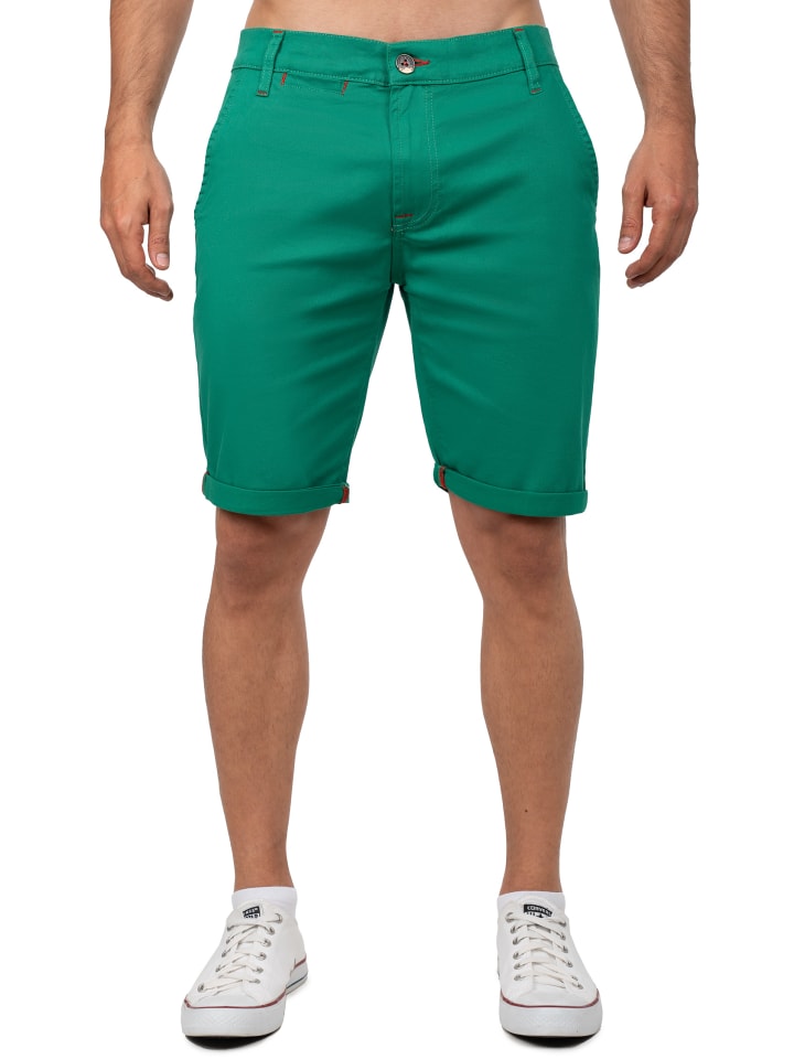 Шорты зеленого цвета Cipo & Baxx
Шорты зеленого цвета Cipo & Baxx