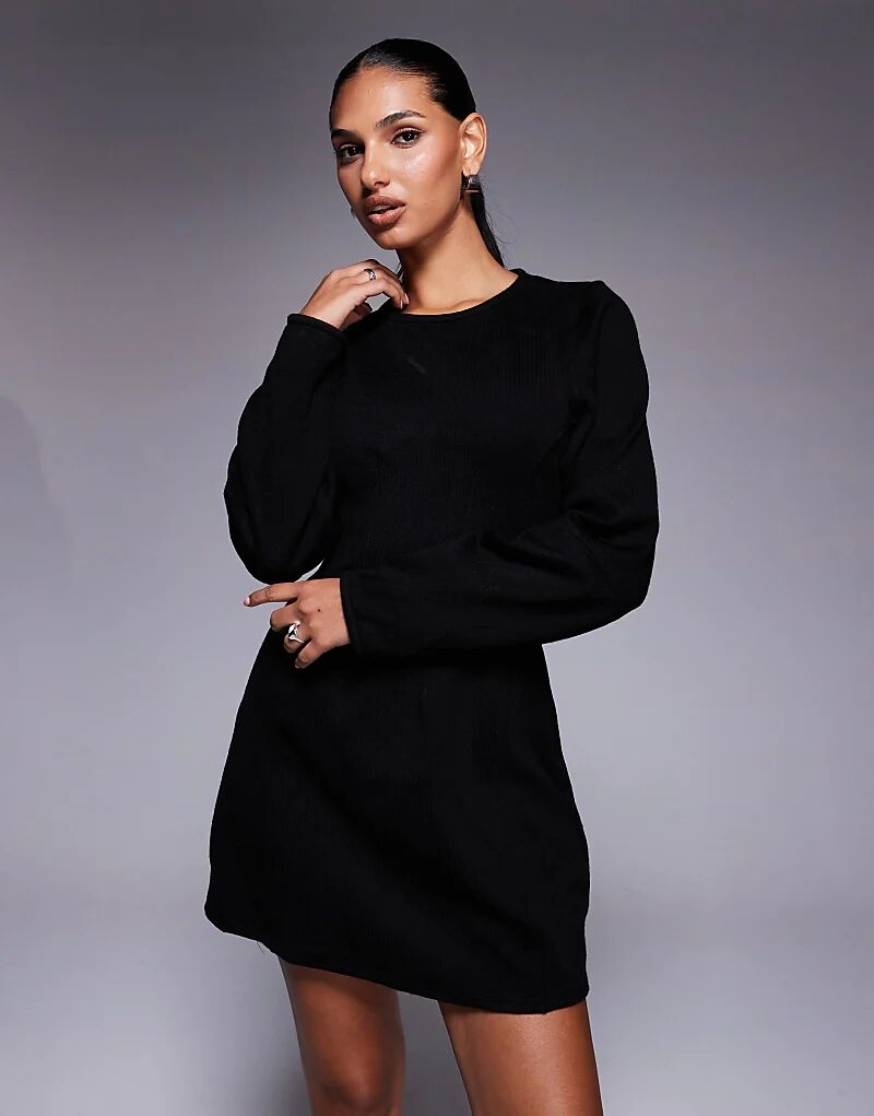 Мини-платье черного цвета со швами от ASOS DESIGN
Мини-платье черного цвета со швами от ASOS DESIGN