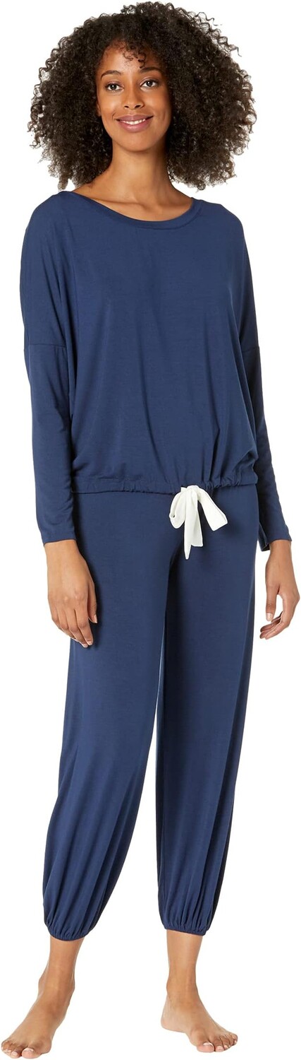 Пижамный комплект Gisele с напуском Eberjey, цвет Navy/Ivory
Пижамный комплект Gisele с напуском Eberjey, цвет Navy/Ivory