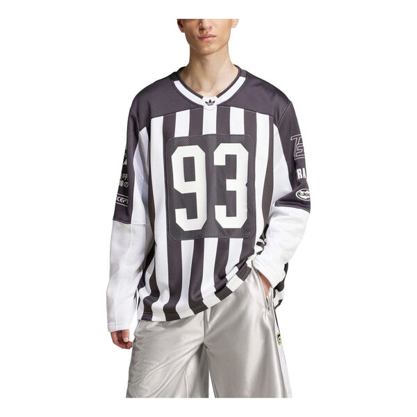 Спортивная футболка adilenium season 2 team '93 jersey 'white black' Adidas, белый
Спортивная футболка adilenium season 2 team '93 jersey 'white black' Adidas, белый