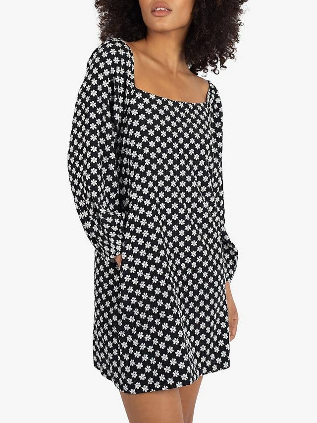 Мини-платье капри для хора Traffic People, черный
Мини-платье капри для хора Traffic People, черный