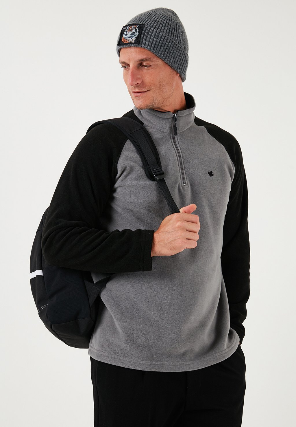 Флисовый джемпер Buratti, серый
Флисовый джемпер Buratti, серый