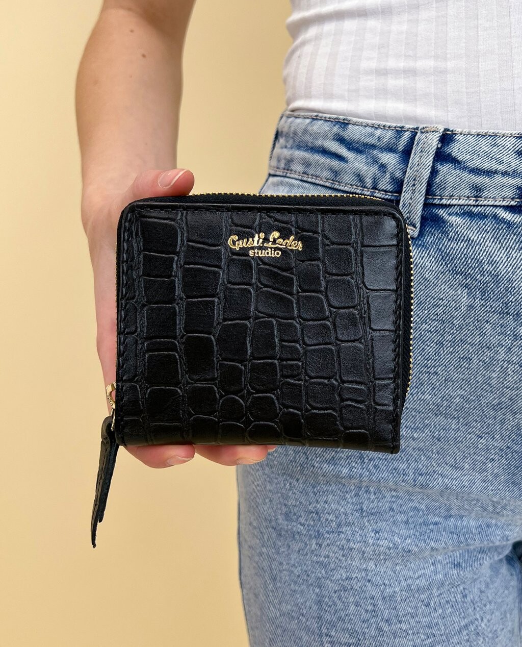 Кошелек MONIKA Gusti Leder, цвет schwarz
Кошелек MONIKA Gusti Leder, цвет schwarz