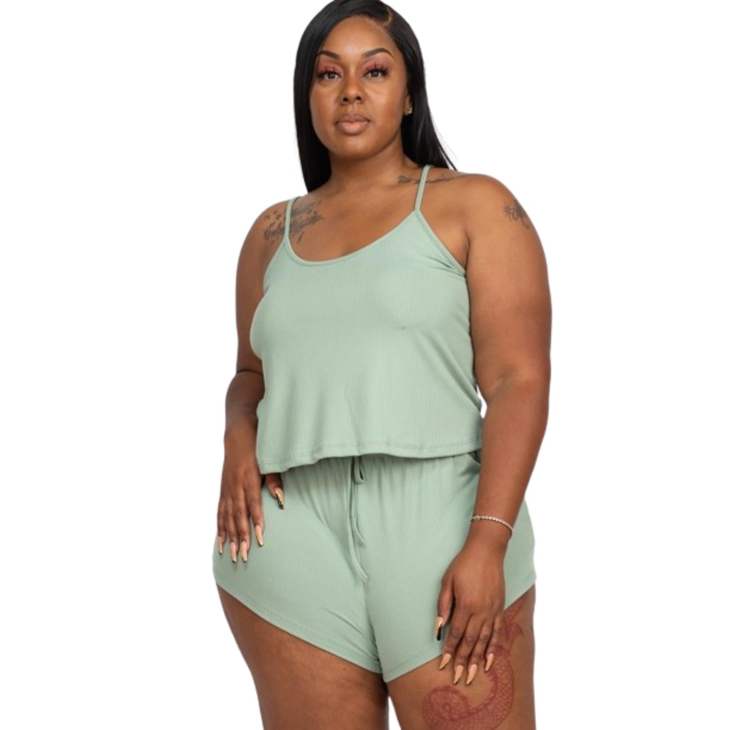 Плюс комплект из топа на бретельках и шорт FASHNZFAB, цвет green bay
Плюс комплект из топа на бретельках и шорт FASHNZFAB, цвет green bay