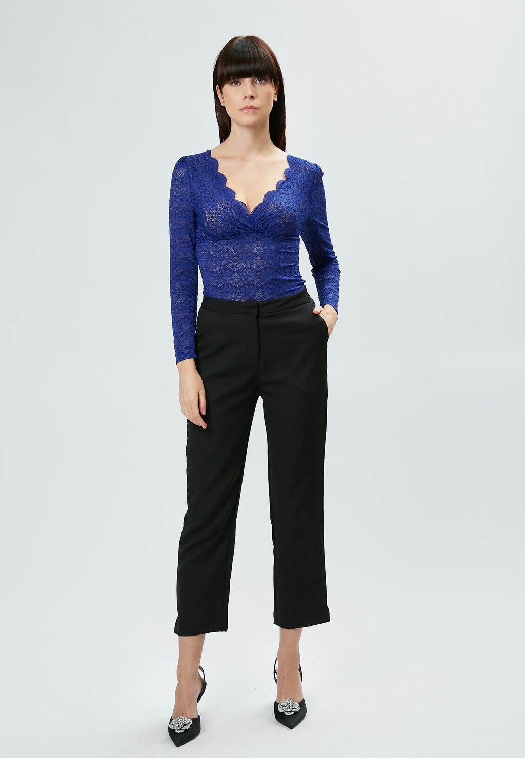 Брюки 7/8 LONG INFLUENCER, черный
Брюки 7/8 LONG INFLUENCER, черный