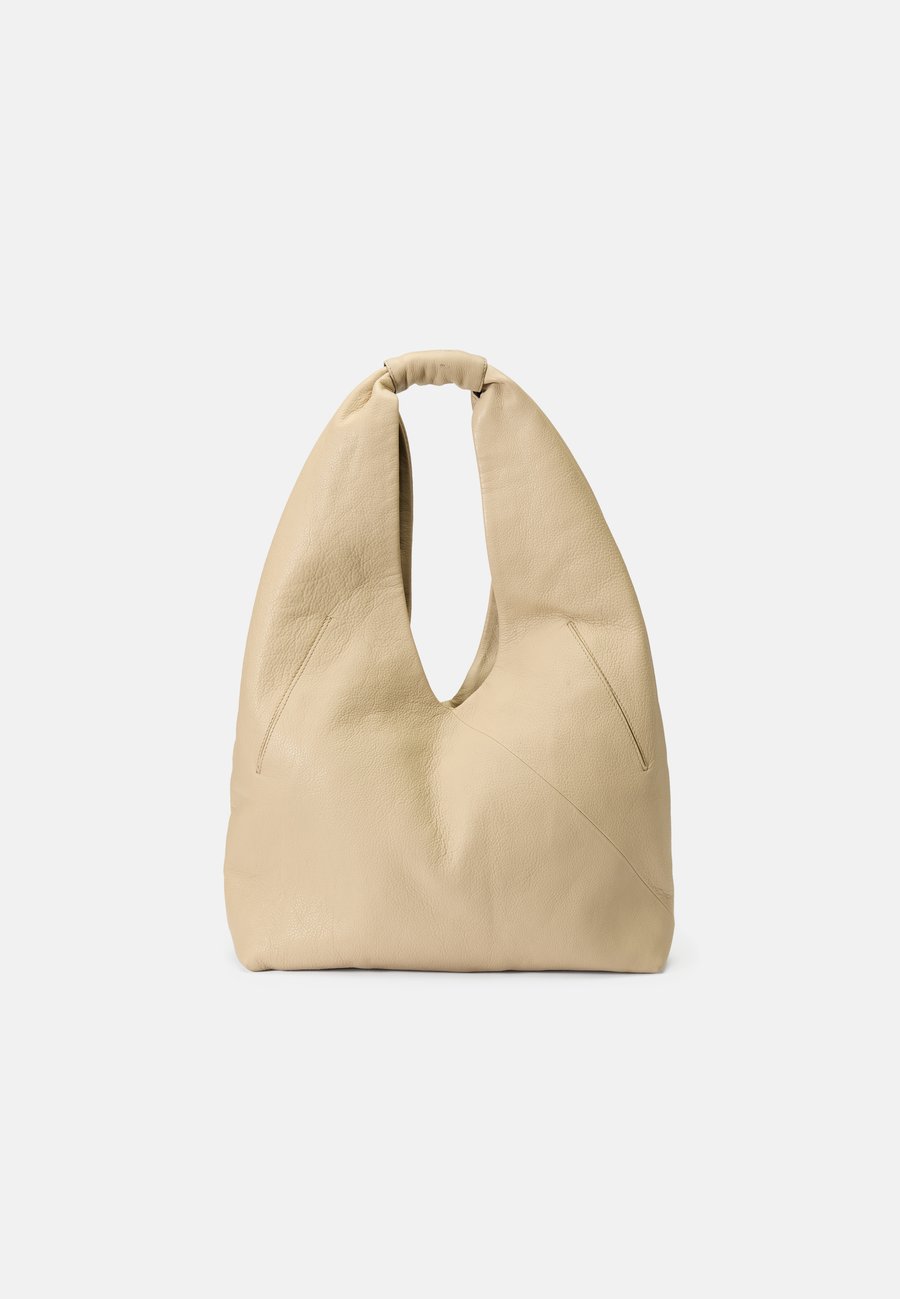 Сумка-шоппер Bronx Tote bag, Oatmilk/Off-White
Сумка-шоппер Bronx Tote bag, Oatmilk/Off-White