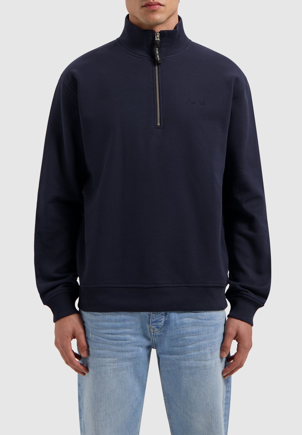 Толстовка LOOSE FIT HALF ZIP Pure Path, темно-синий
Толстовка LOOSE FIT HALF ZIP Pure Path, темно-синий