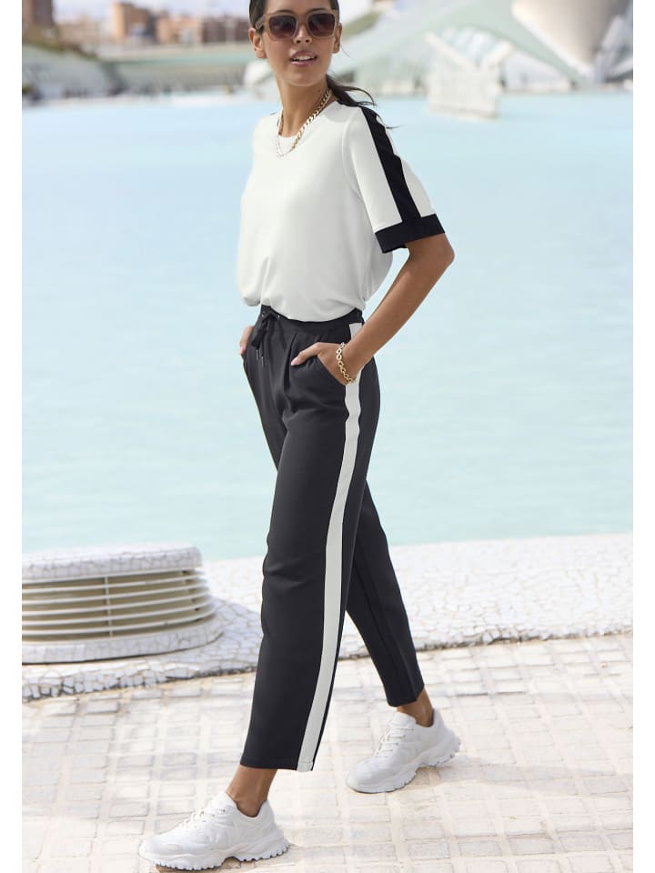 Футболка Vivance, цвет weiß-schwarz
Футболка Vivance, цвет weiß-schwarz