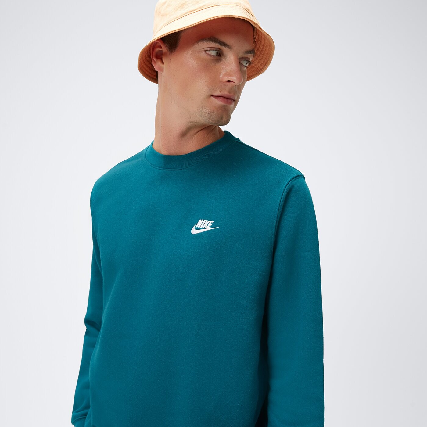 Свитшот Nike SportWear Club, зеленый
Свитшот Nike SportWear Club, зеленый