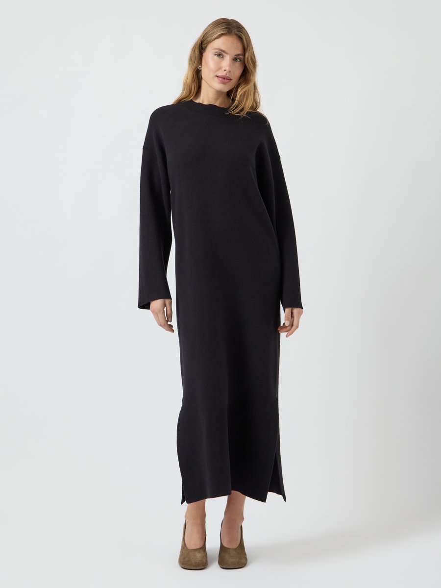 Платье YAS YASELMA LONG DRESS, Black
Платье YAS YASELMA LONG DRESS, Black