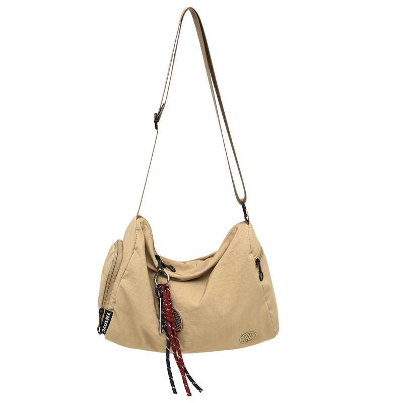 DCLOUD Нейлоновая сумка через плечо малого размера большого размера унисекс хаки черная, Khaki Comes with Charm
DCLOUD Нейлоновая сумка через плечо малого размера большого размера унисекс хаки черная, Khaki Comes with Charm