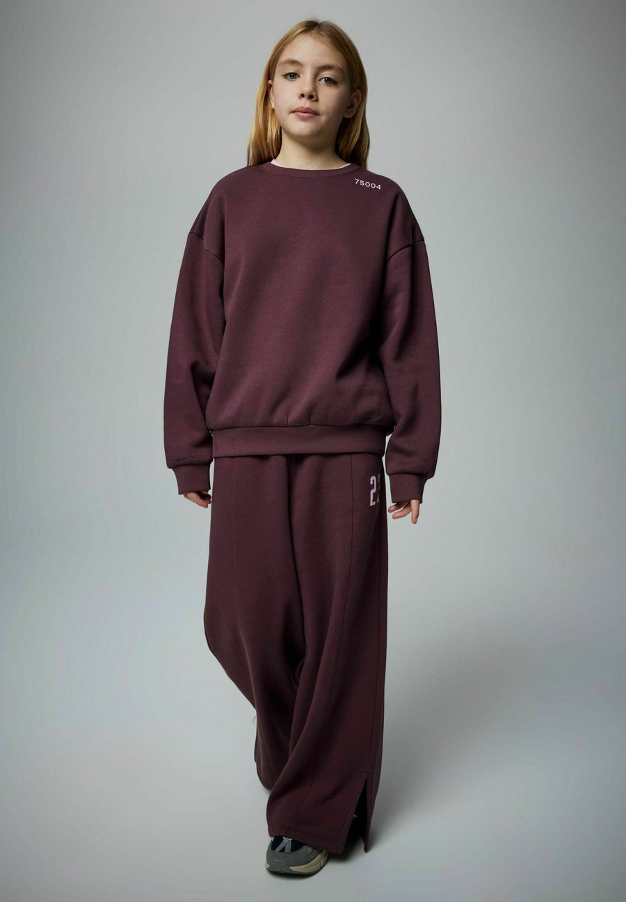 Толстовка Name it RELAXED FIT, Sassafras/Red
Толстовка Name it RELAXED FIT, Sassafras/Red