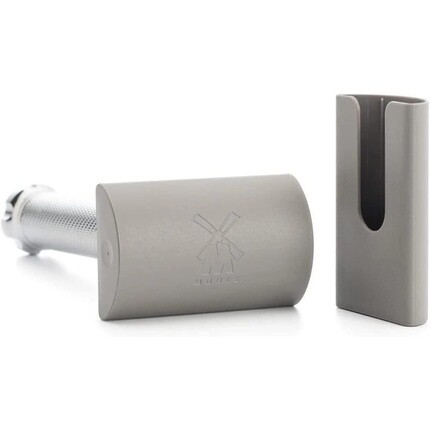 Пластиковый чехол Muhle для безопасных бритв, M Mühle
Пластиковый чехол Muhle для безопасных бритв, M Mühle