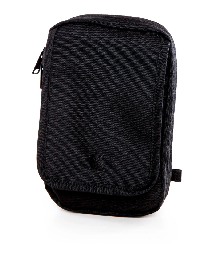 Дорожная сумка из переработанных материалов с регулируемым ремнем Carhartt Wip, черный
Дорожная сумка из переработанных материалов с регулируемым ремнем Carhartt Wip, черный