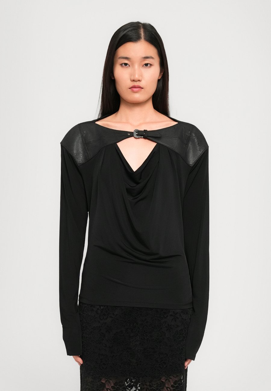 Топ Versace Jeans Couture MARIKA, Black
Топ Versace Jeans Couture MARIKA, Black