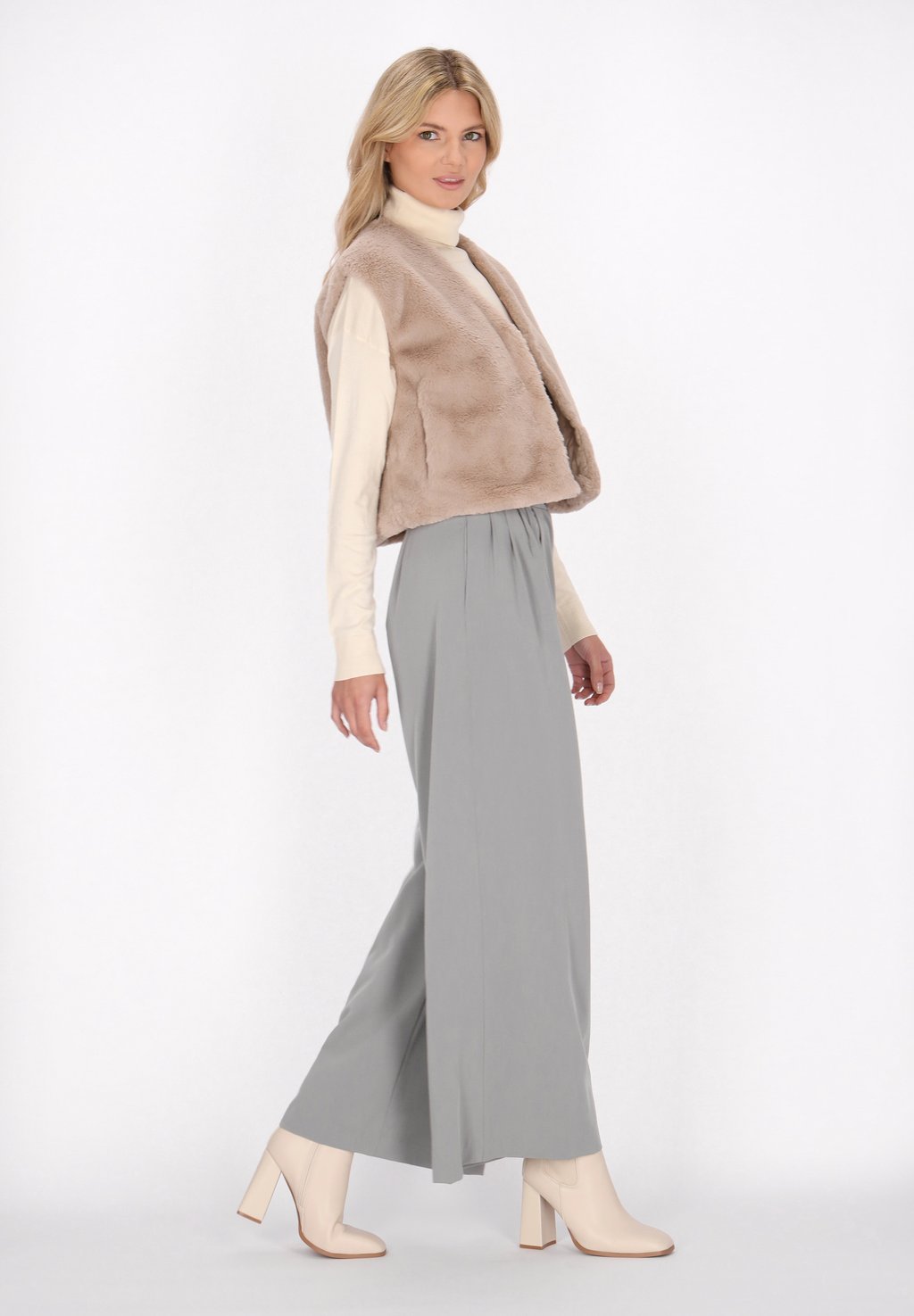 Жилет usha, бежевый
Жилет usha, бежевый